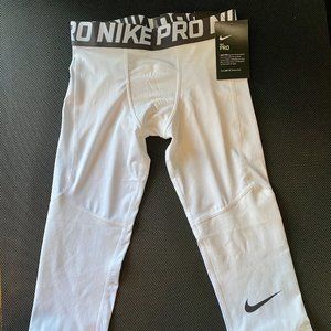 White Nike Pro Boys 3/4-Length Tights Size Small